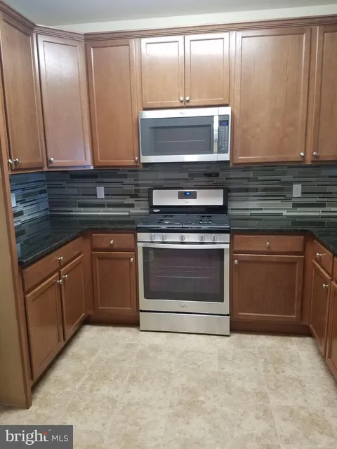 1128 Halifax Place, Hamilton, NJ MLS: NJME2079006