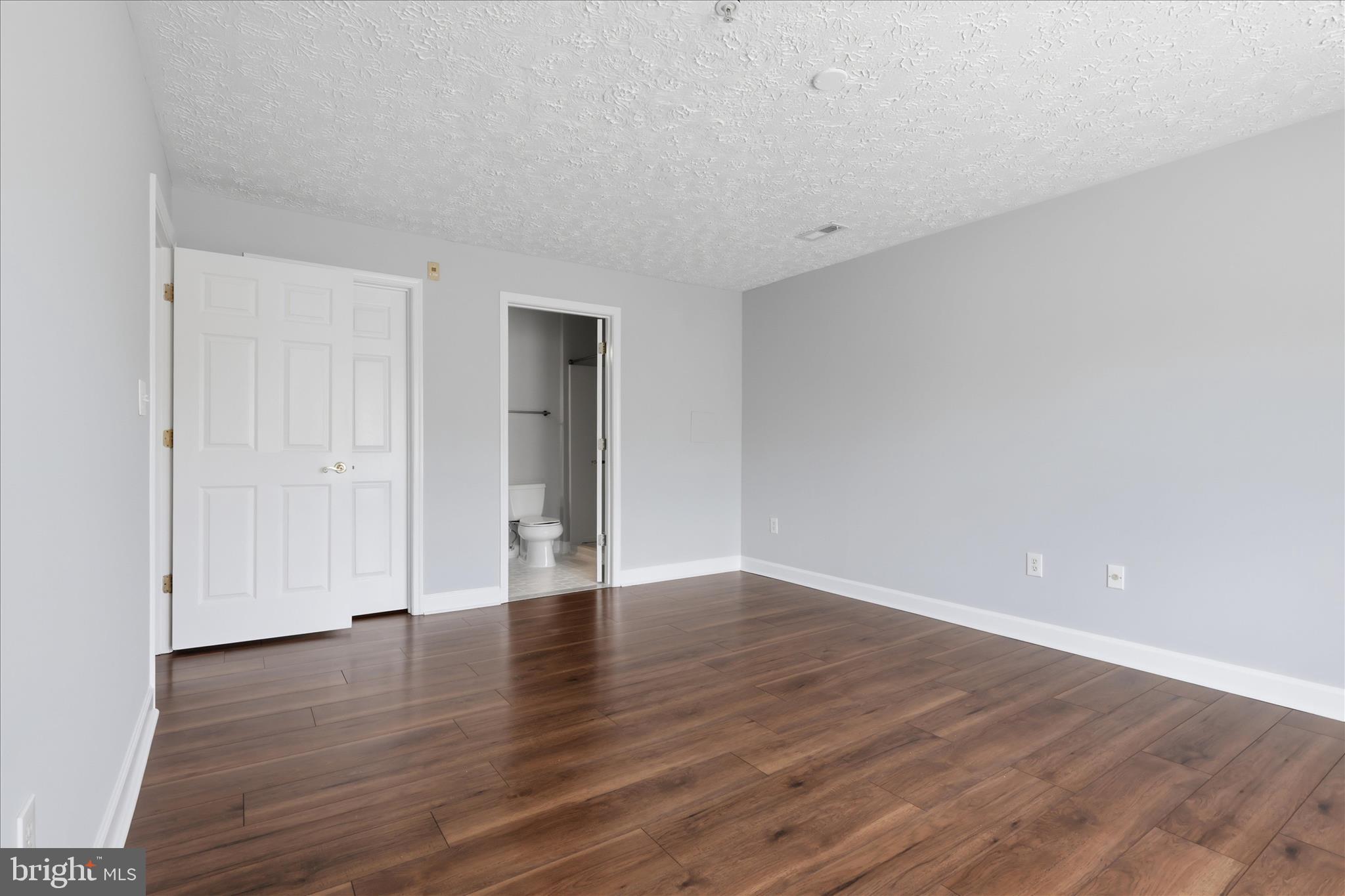SPRING RIDGE - Residential