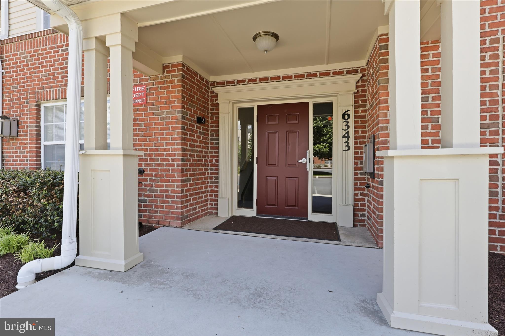 SPRING RIDGE - Residential