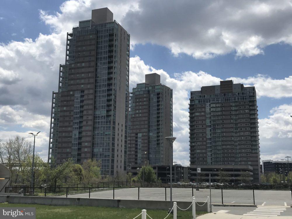 NORTHERN LIBERTIES - Residential Lease