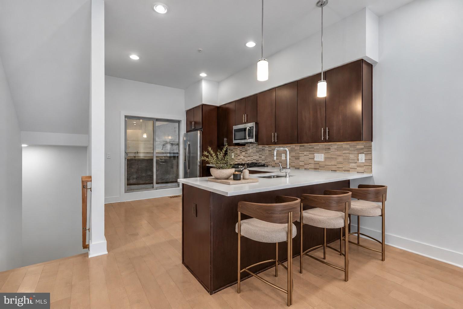 826 N 3RD STREET 3
