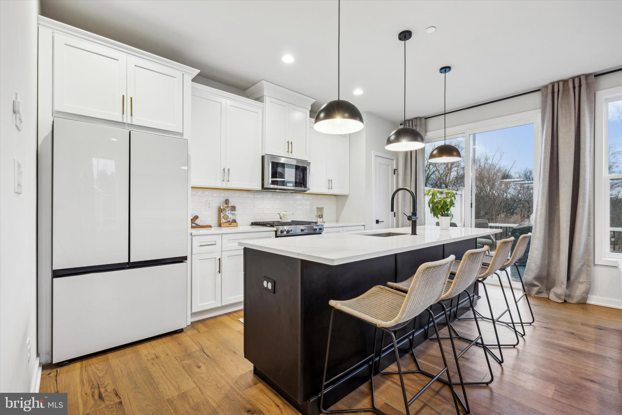 RESERVE AT CENTER SQUARE - Residential