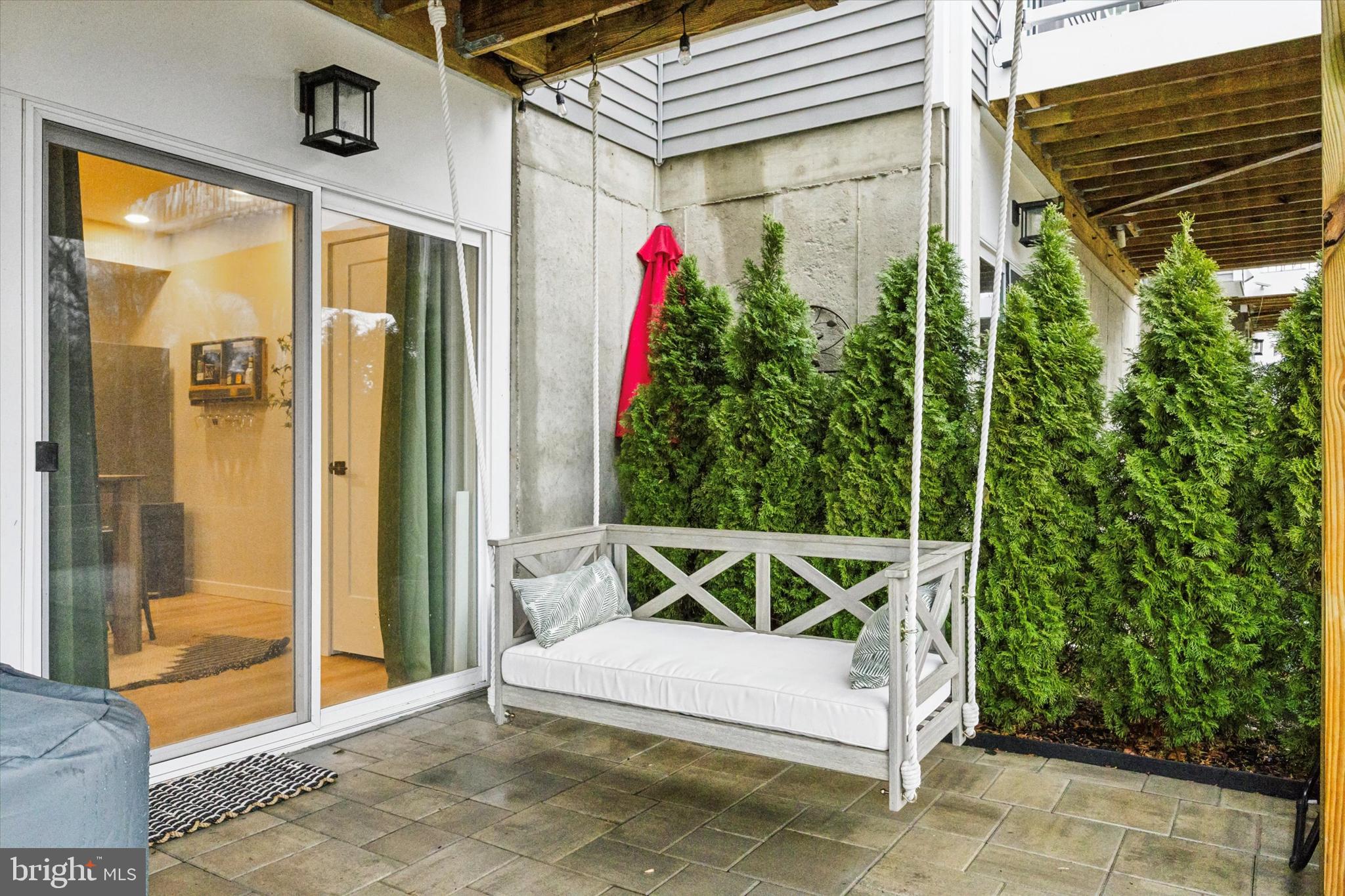 RESERVE AT CENTER SQUARE - Residential