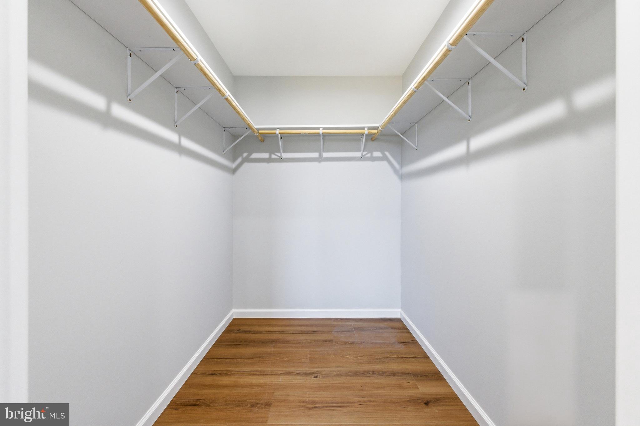 MOUNTAIN VIEW - Residential