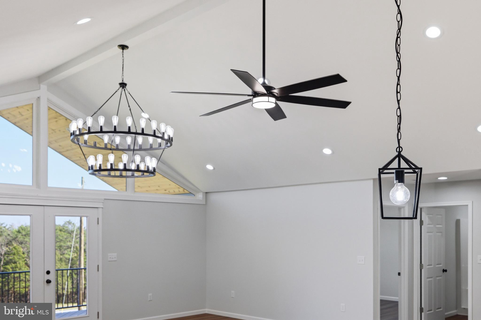 MOUNTAIN VIEW - Residential