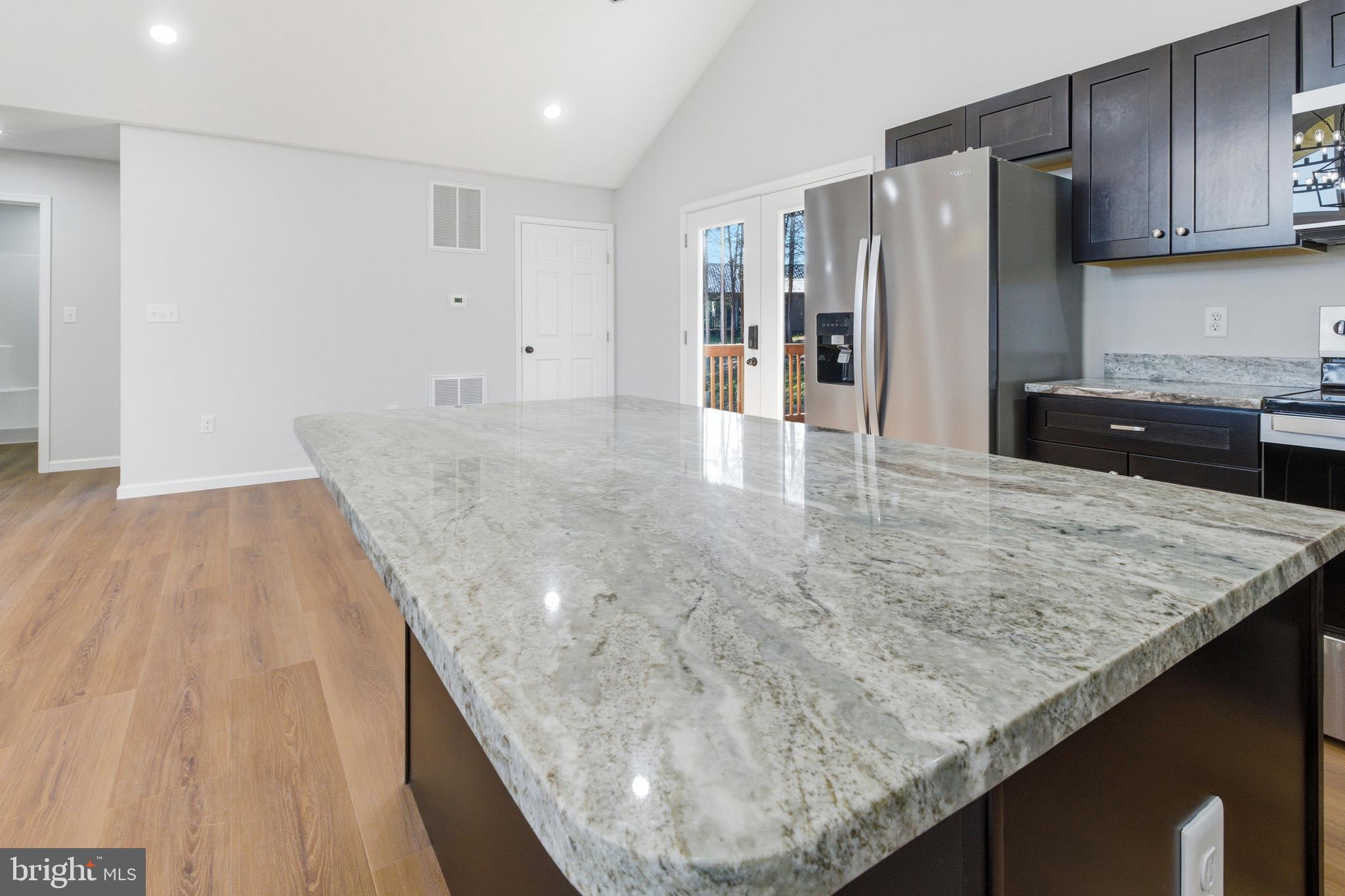 MOUNTAIN VIEW - Residential