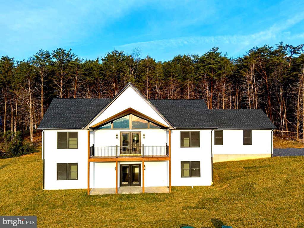 Photo of 1680 Us Hwy 340, STANLEY, VA 22851 (MLS # VAPA2005836)