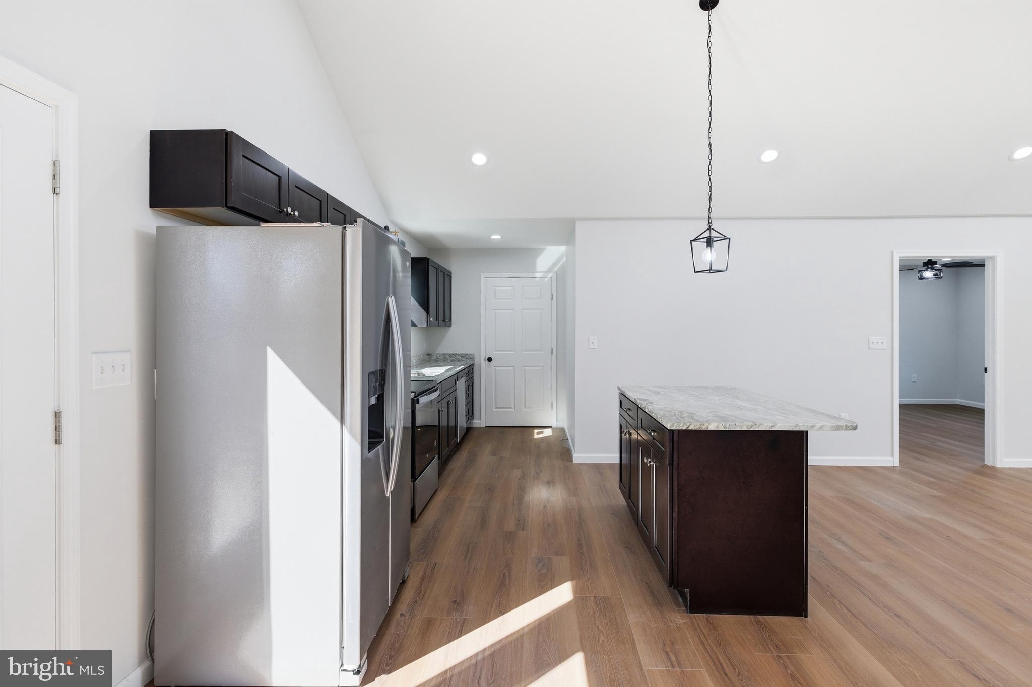 MOUNTAIN VIEW - Residential