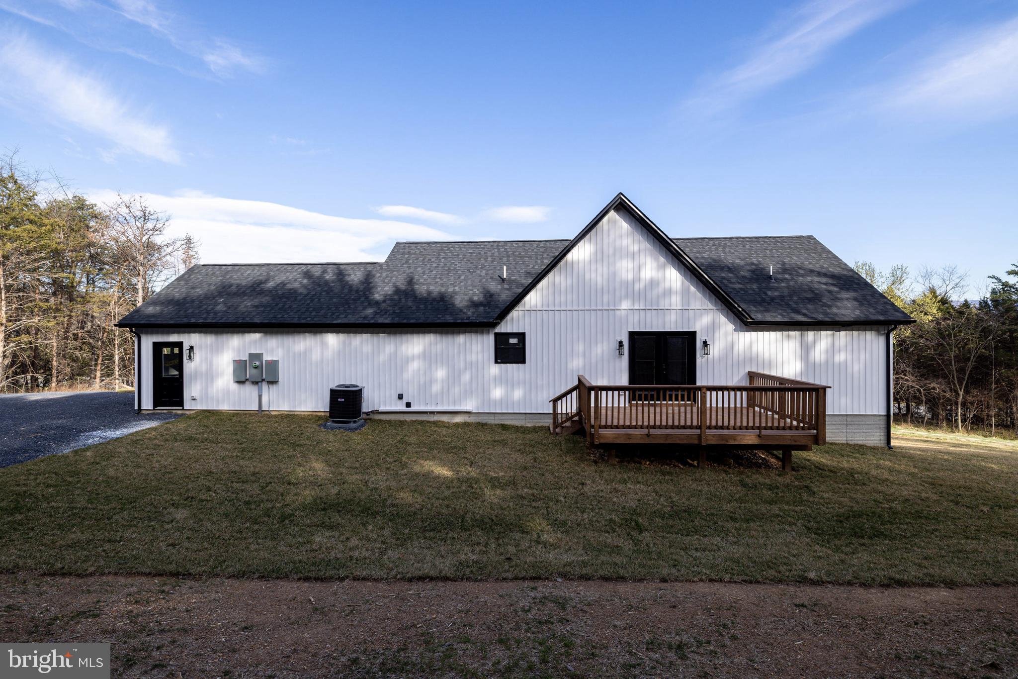 MOUNTAIN VIEW - Residential