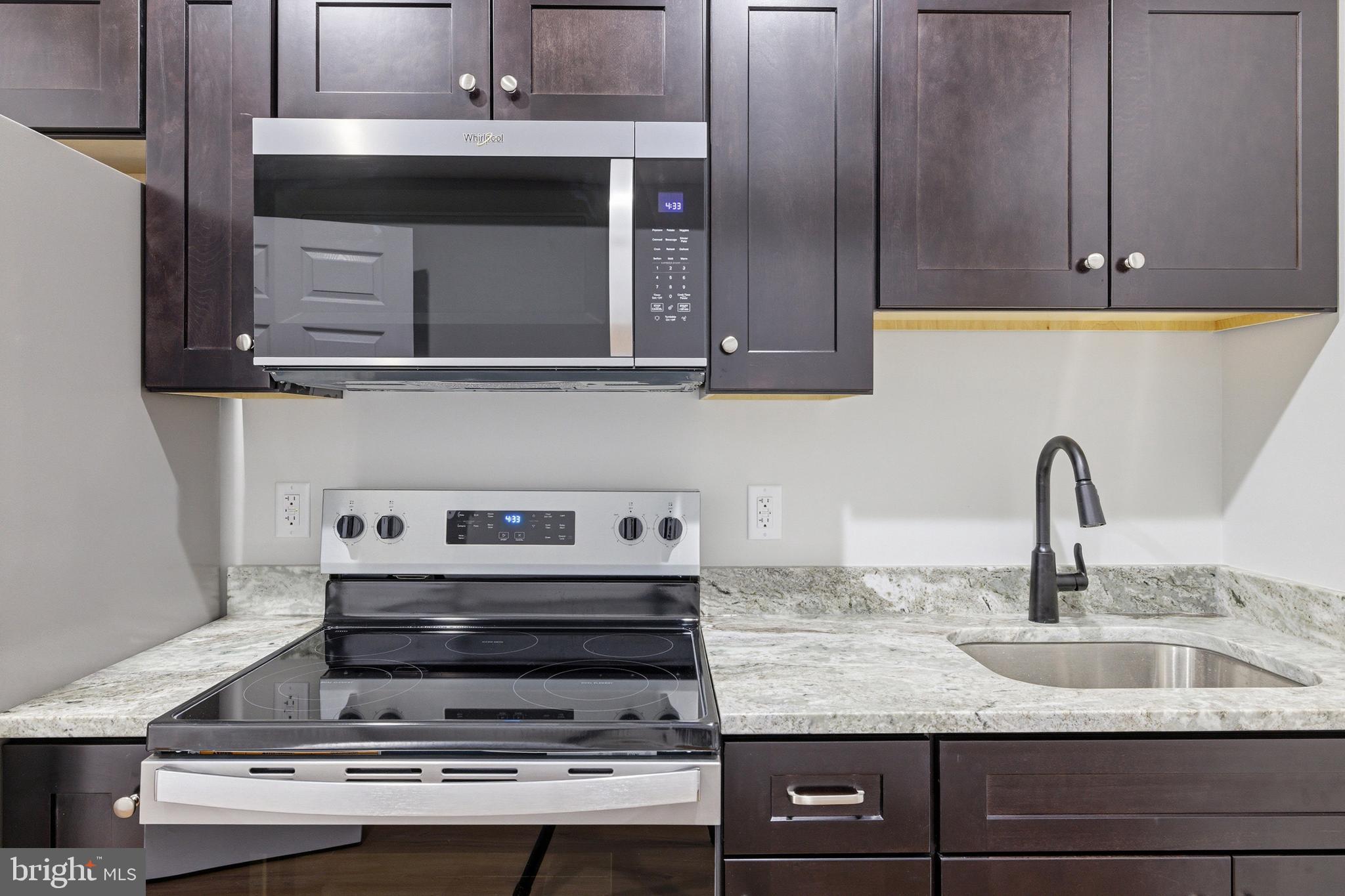 MOUNTAIN VIEW - Residential