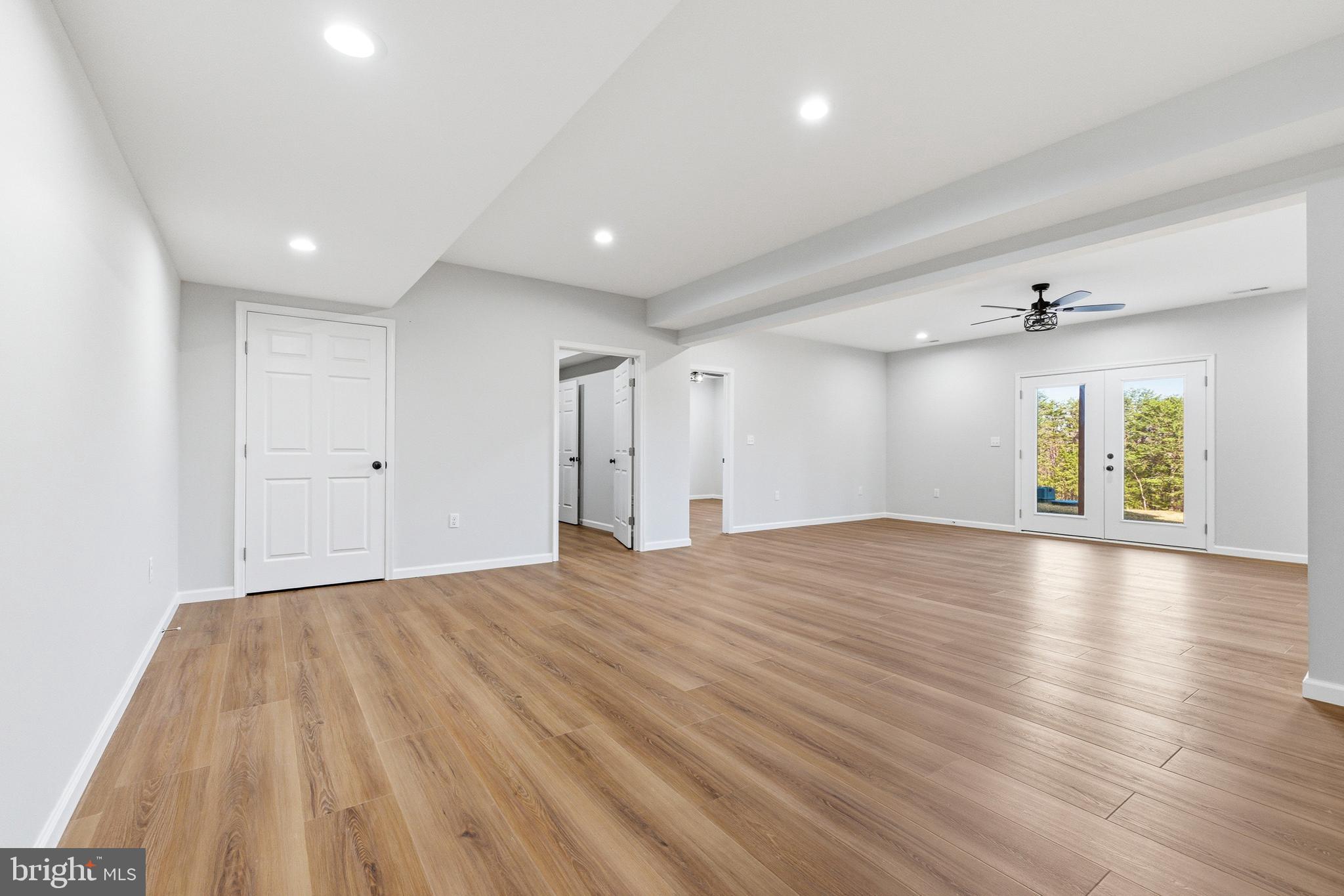 MOUNTAIN VIEW - Residential