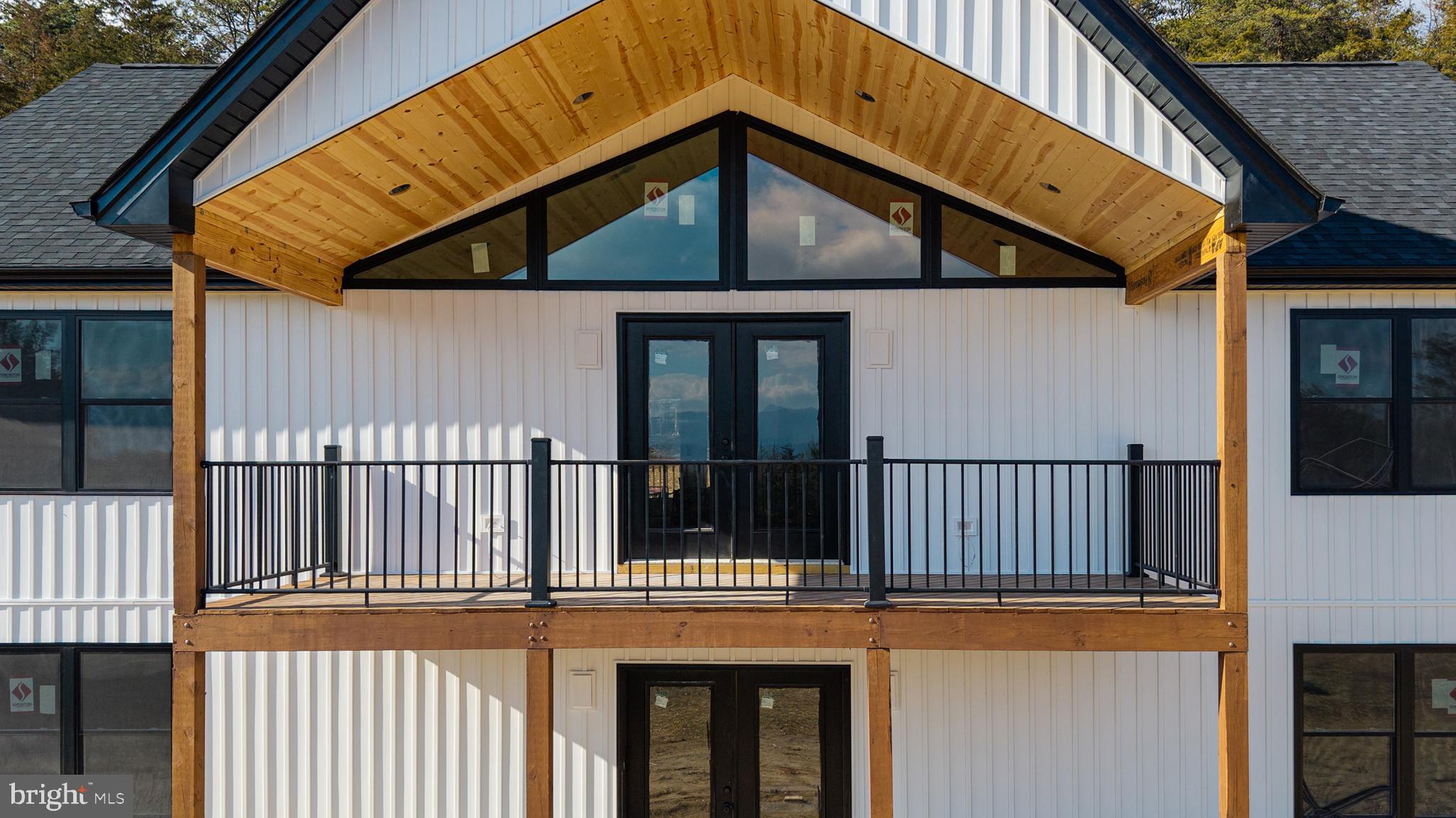 MOUNTAIN VIEW - Residential