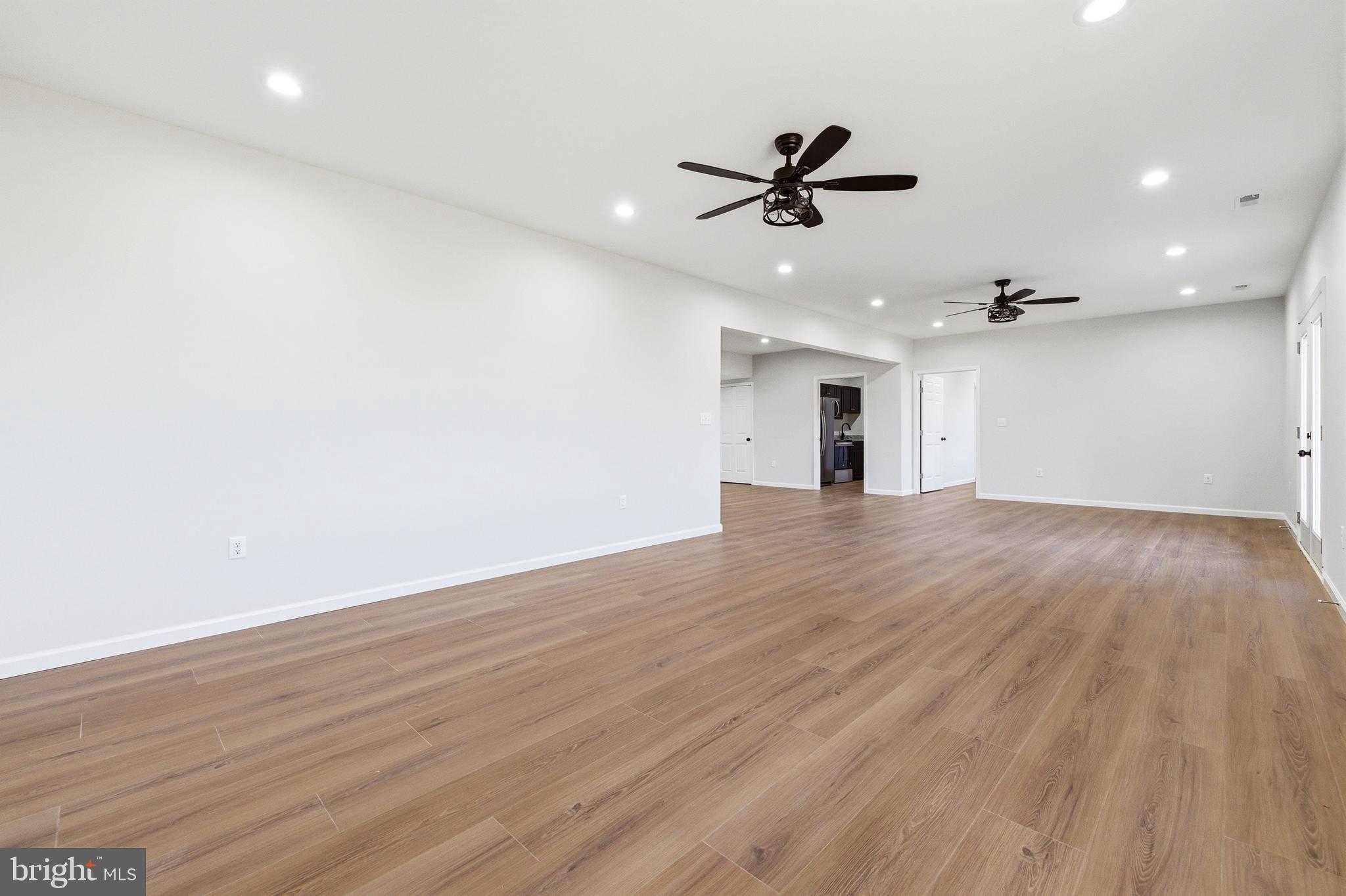 MOUNTAIN VIEW - Residential