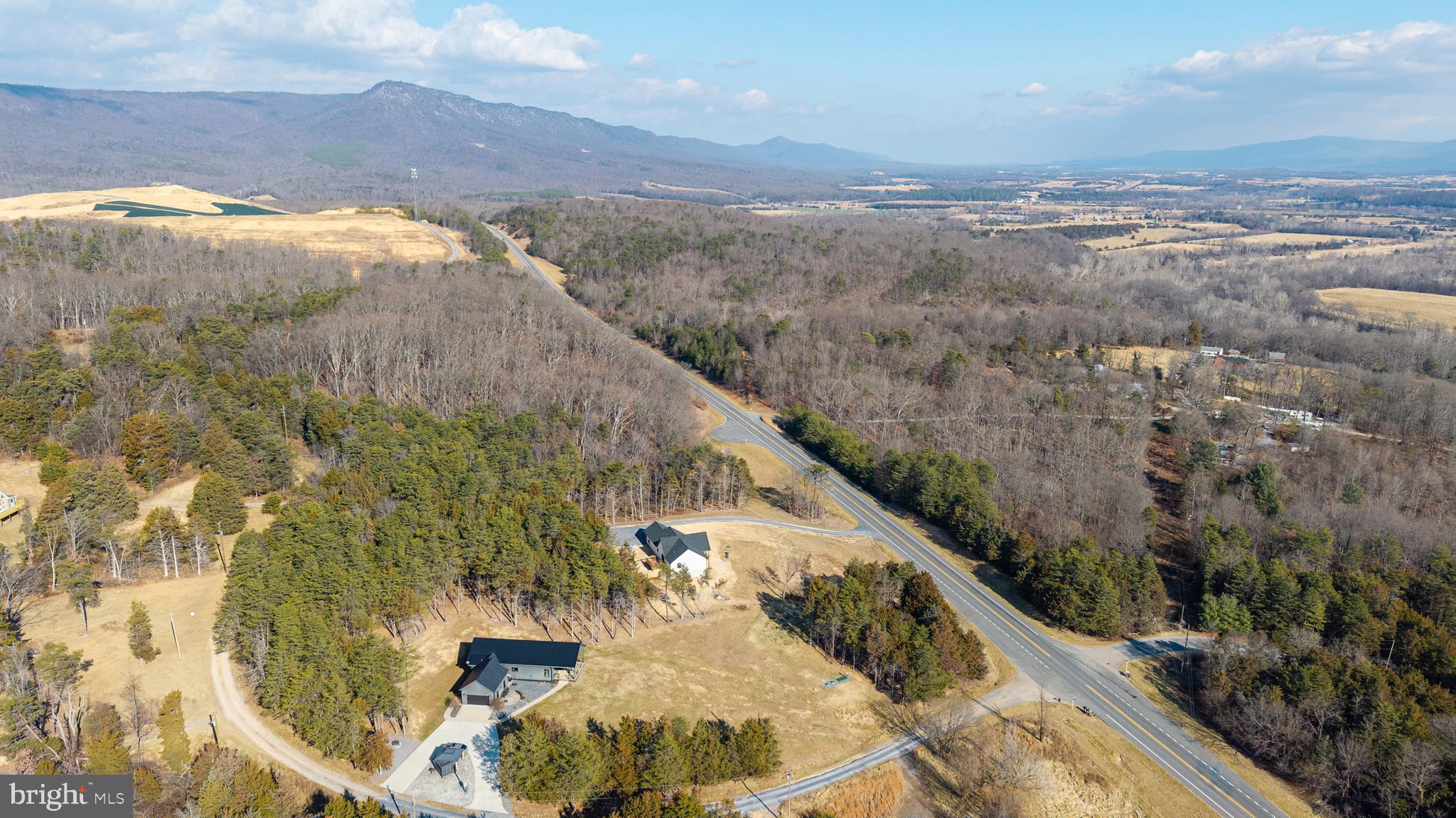 MOUNTAIN VIEW - Residential