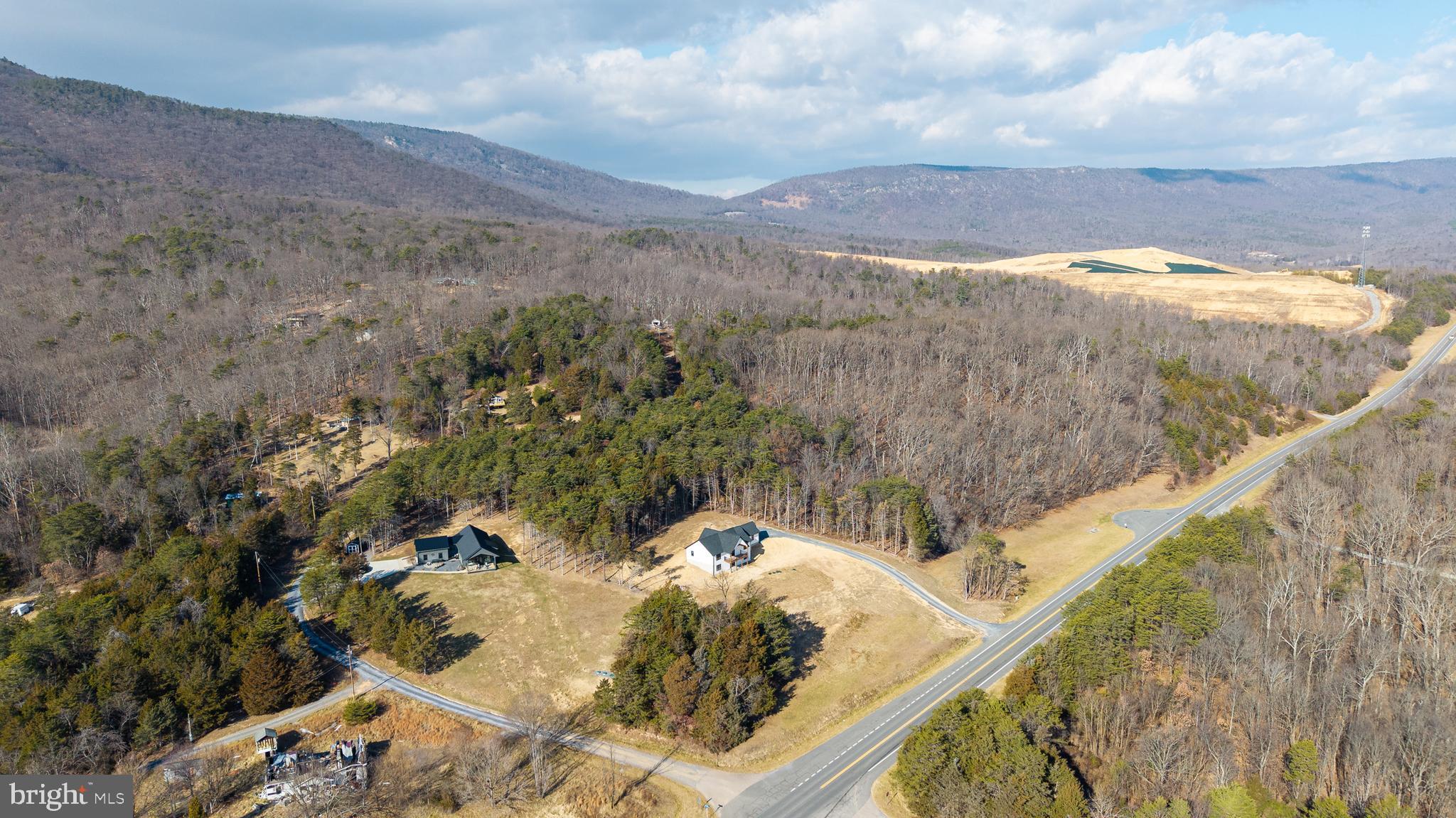 MOUNTAIN VIEW - Residential