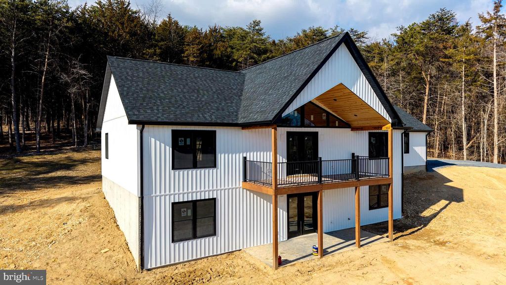 Photo of 1680 Us Hwy 340, STANLEY, VA 22851 (MLS # VAPA2005836)