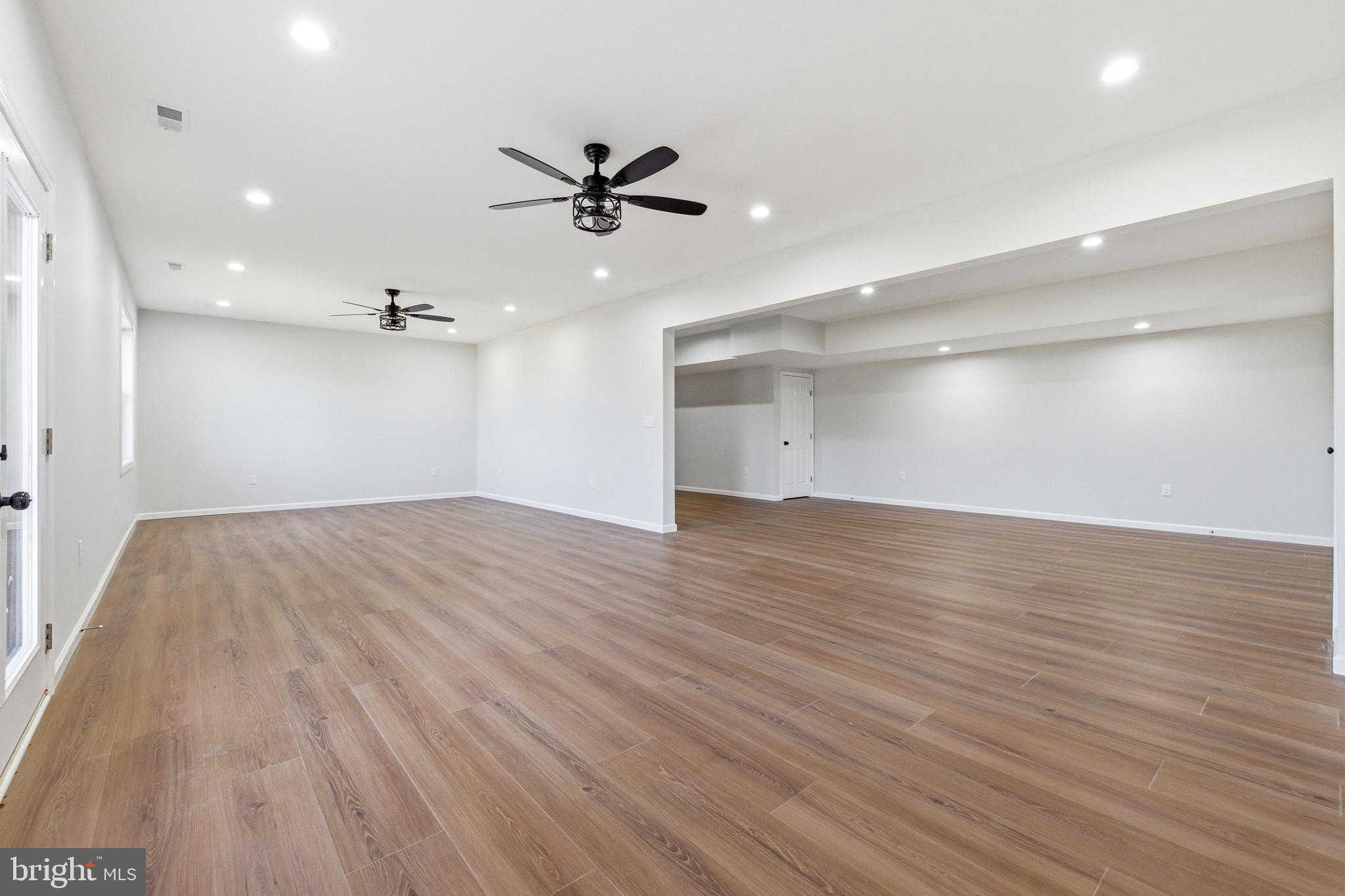 MOUNTAIN VIEW - Residential