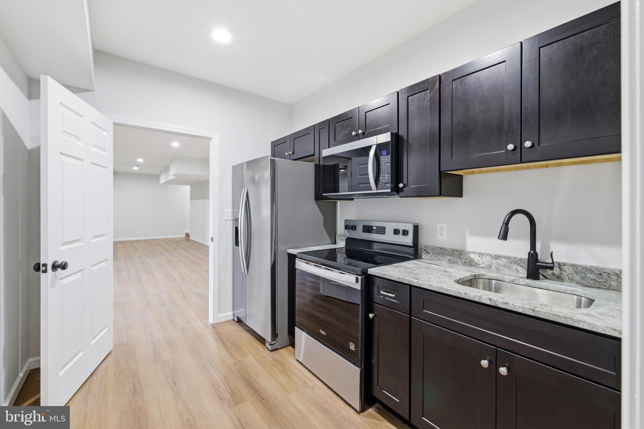 MOUNTAIN VIEW - Residential