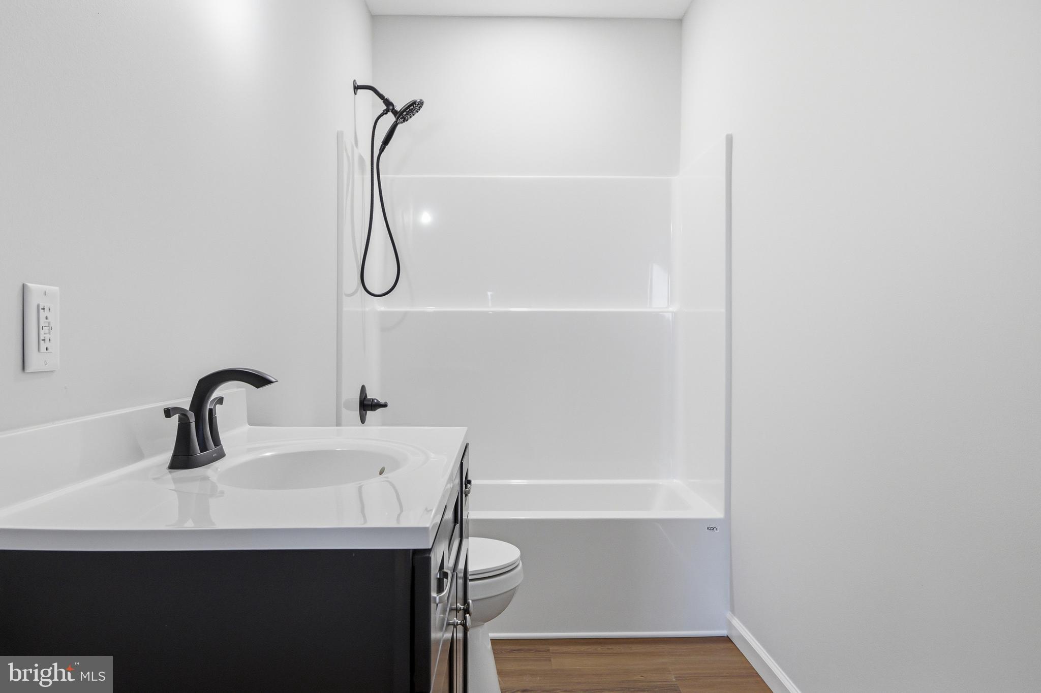 MOUNTAIN VIEW - Residential