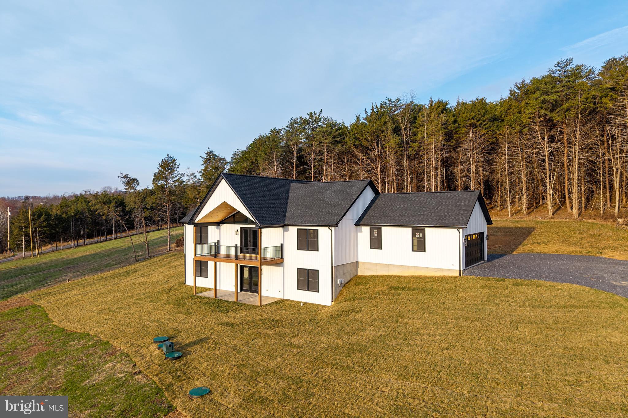 MOUNTAIN VIEW - Residential