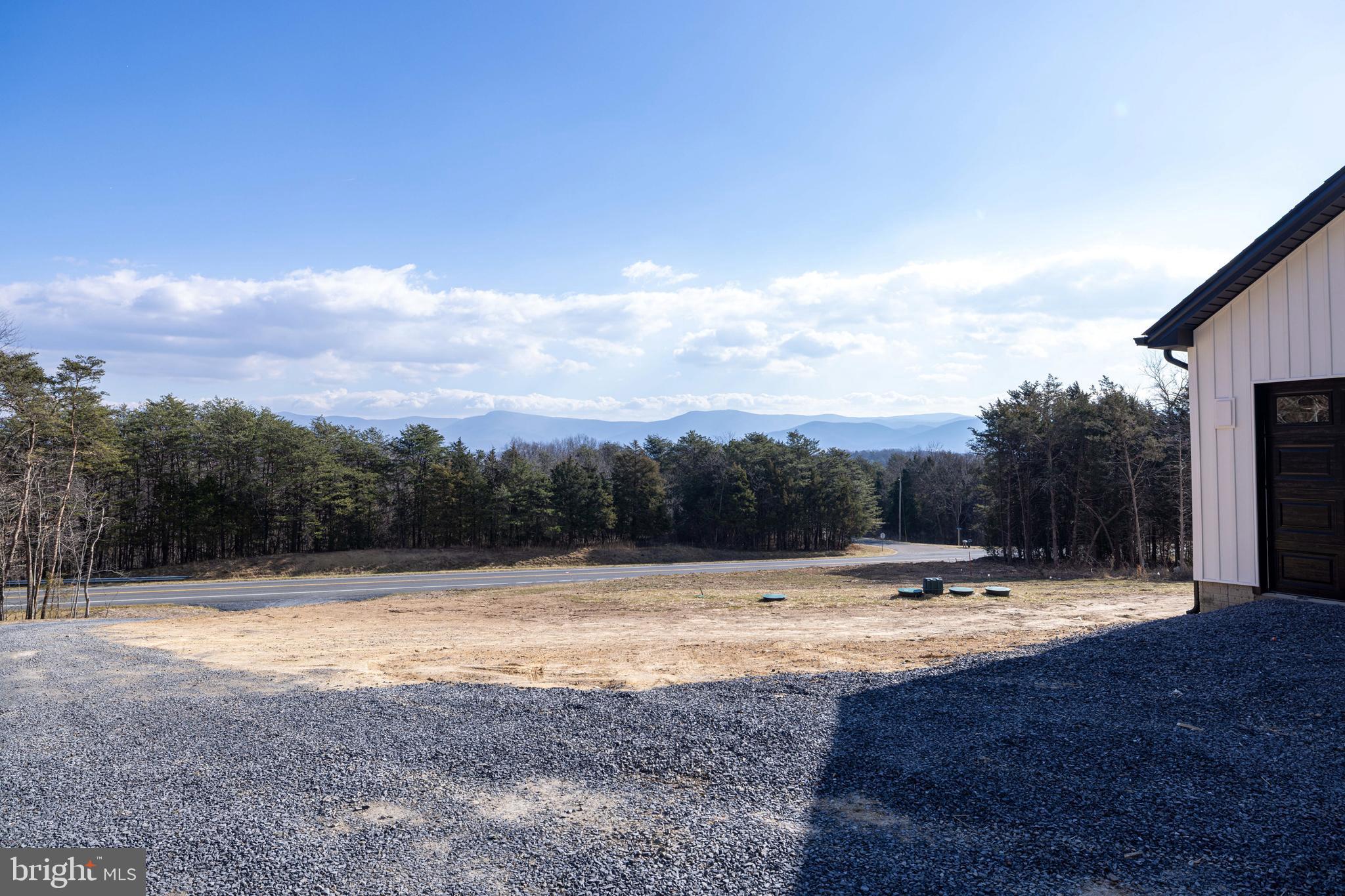 MOUNTAIN VIEW - Residential