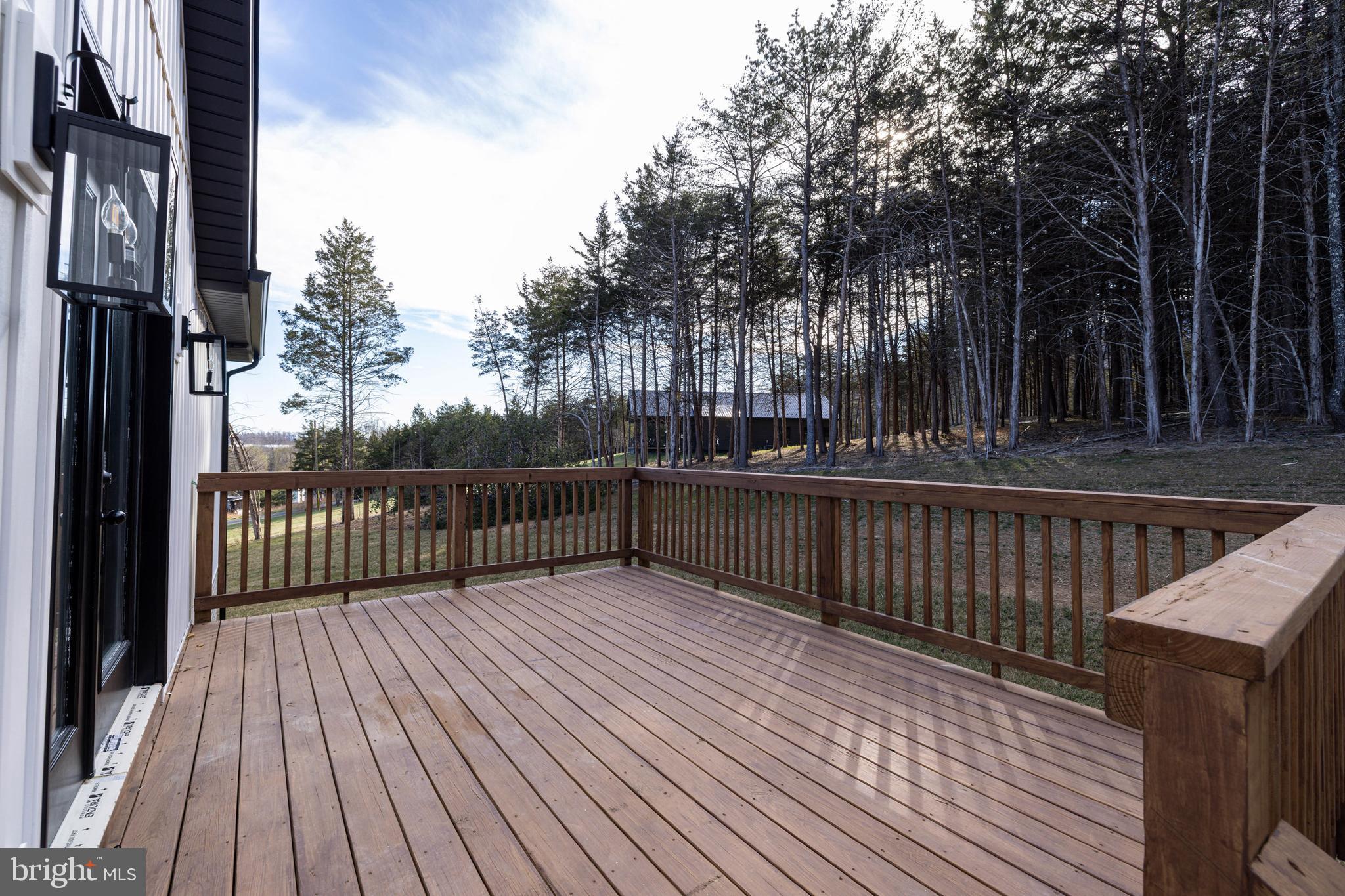 MOUNTAIN VIEW - Residential