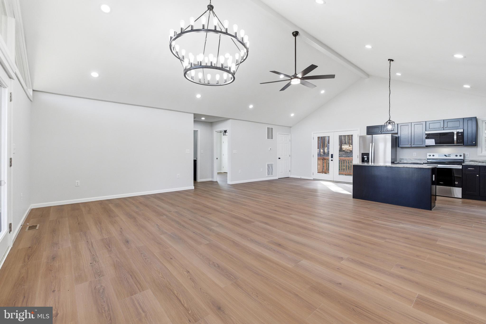 MOUNTAIN VIEW - Residential