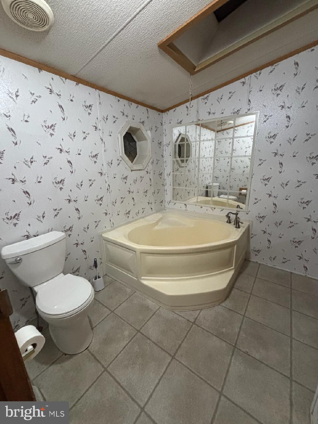 COUNTRY VIEW ESTATES - Residential