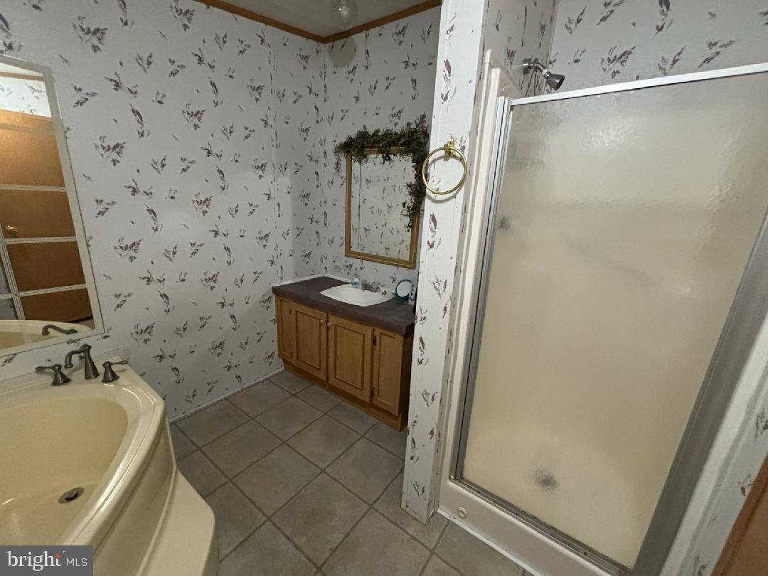 COUNTRY VIEW ESTATES - Residential