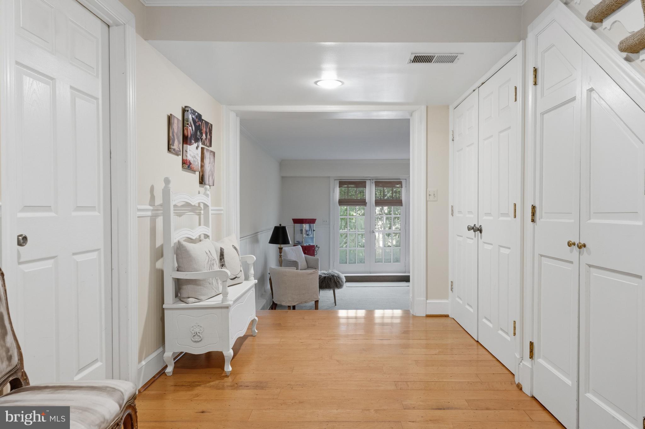 MIDDLEBURG - Residential