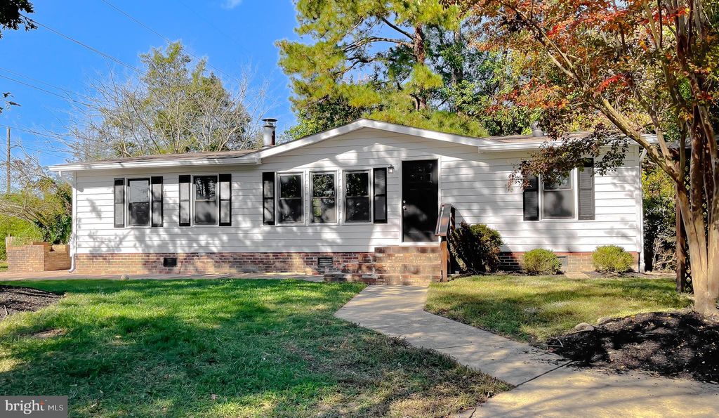 Photo of 22489 Wainwright Court, CALIFORNIA, MD 20619 (MLS # MDSM2027884)