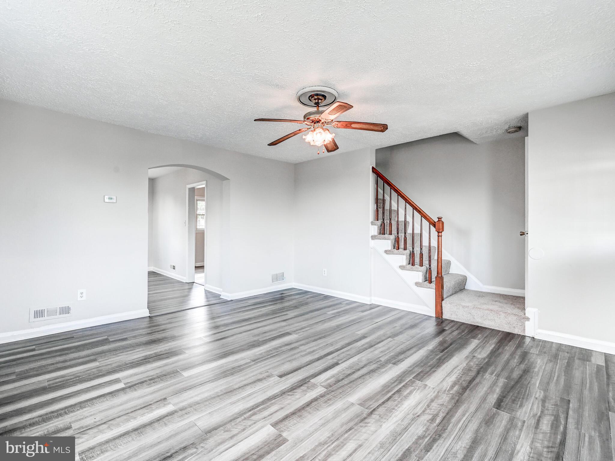 EASTWOOD - Residential