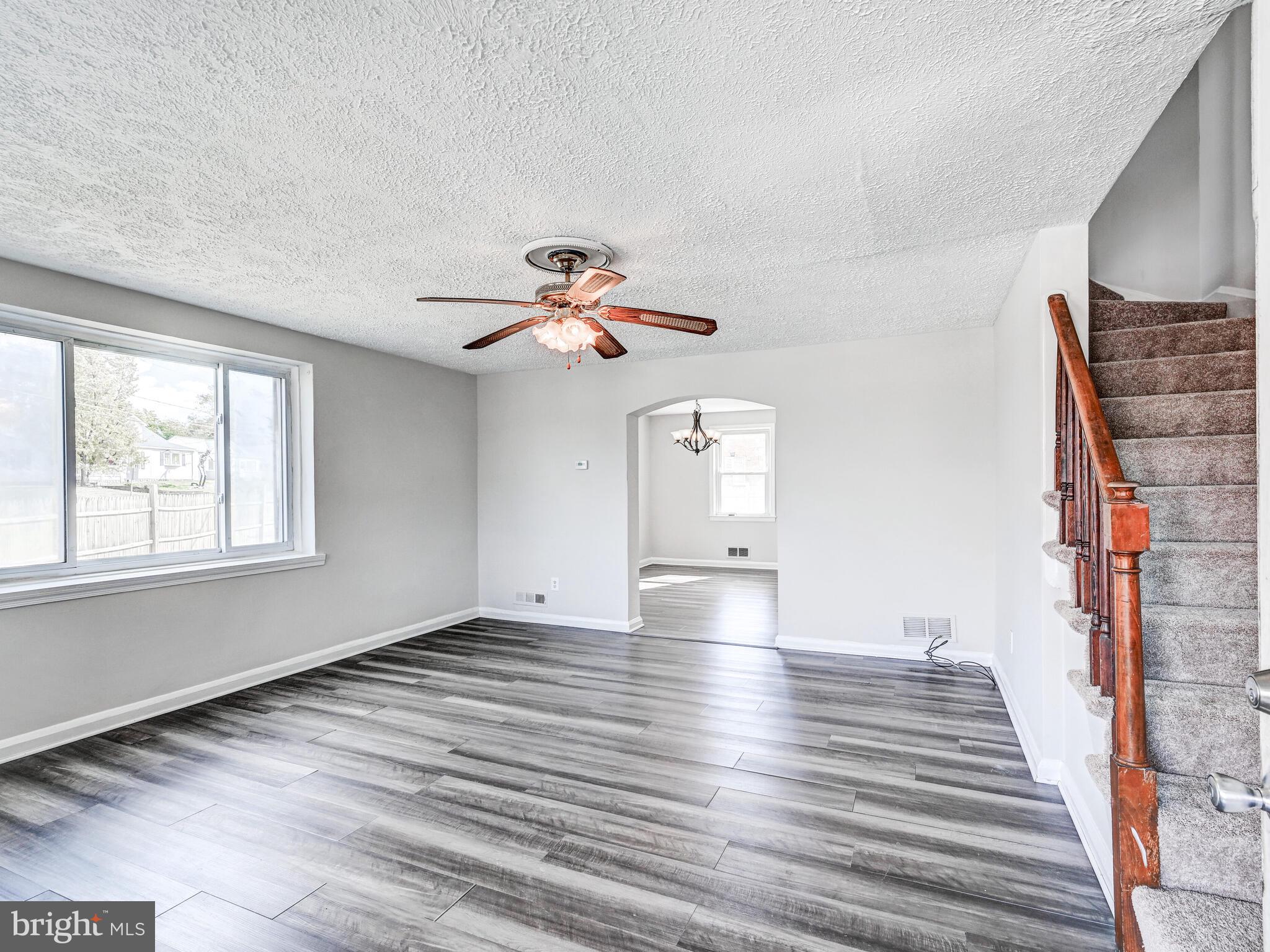 EASTWOOD - Residential