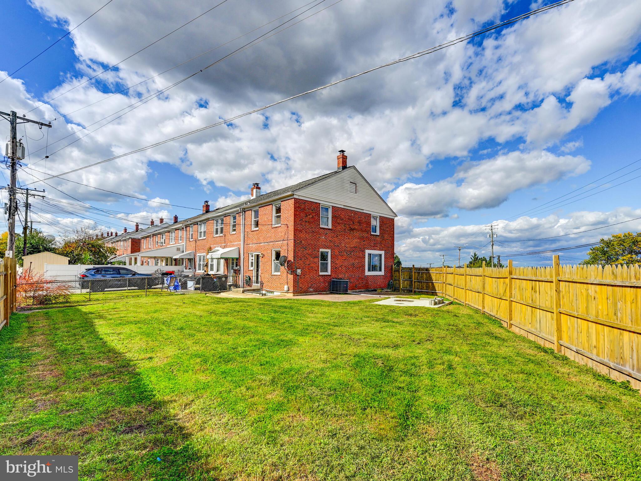 EASTWOOD - Residential