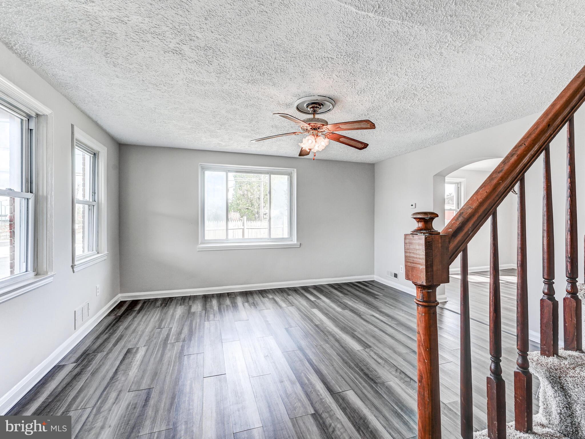 EASTWOOD - Residential