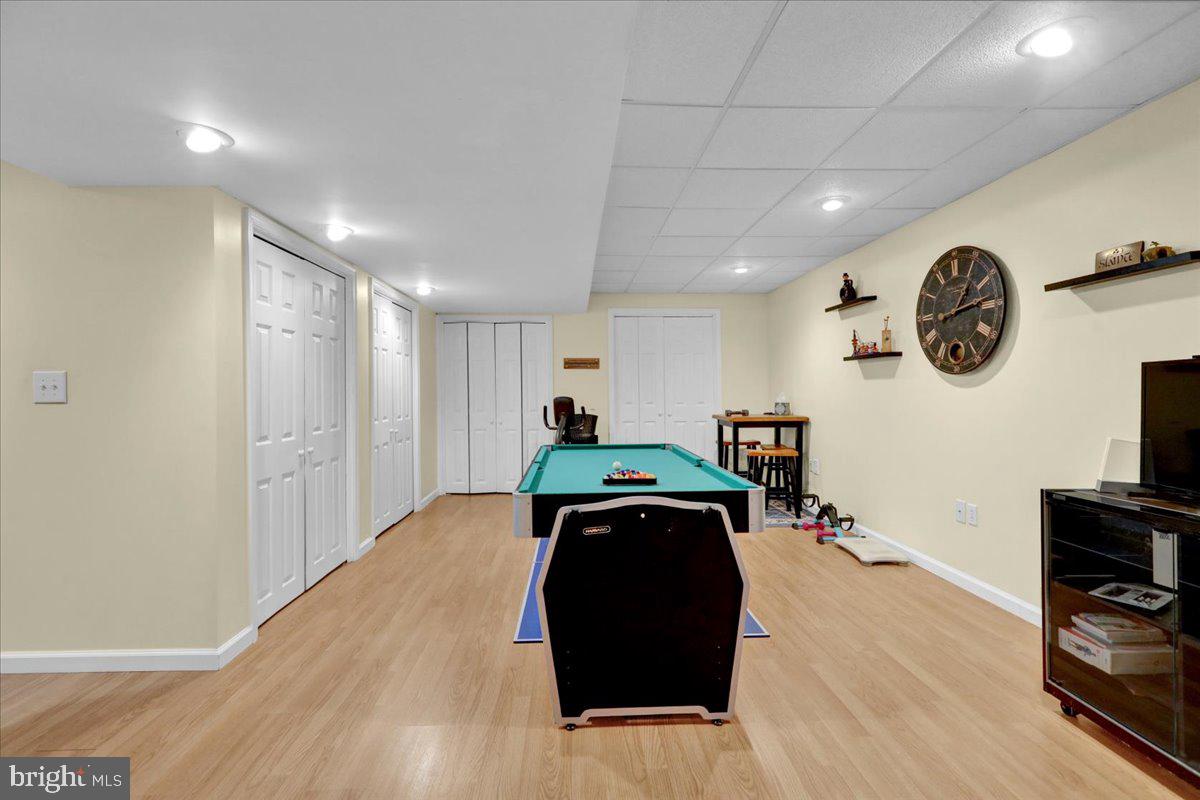 VILLAGES AT RIVERS - Residential