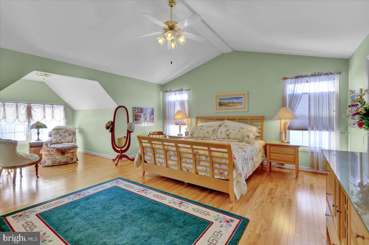 VILLAGES AT RIVERS - Residential