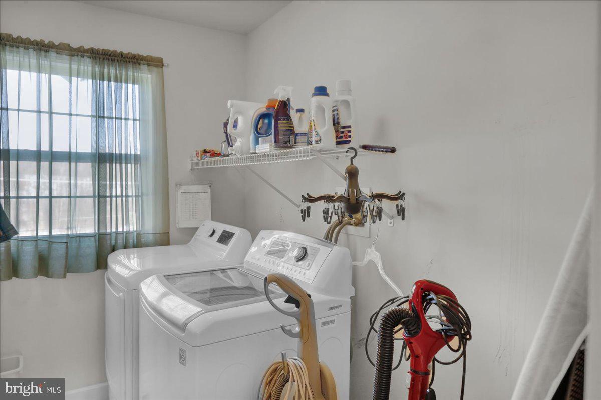 VILLAGES AT RIVERS - Residential