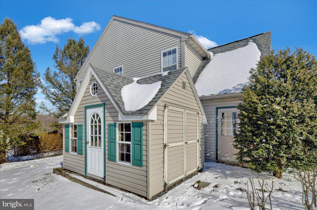 VILLAGES AT RIVERS - Residential