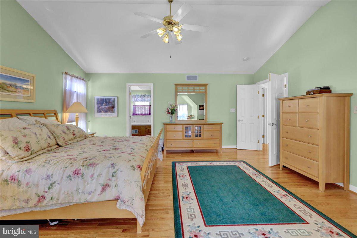 VILLAGES AT RIVERS - Residential