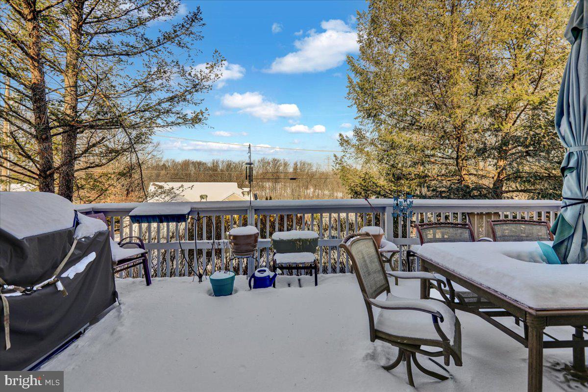 VILLAGES AT RIVERS - Residential