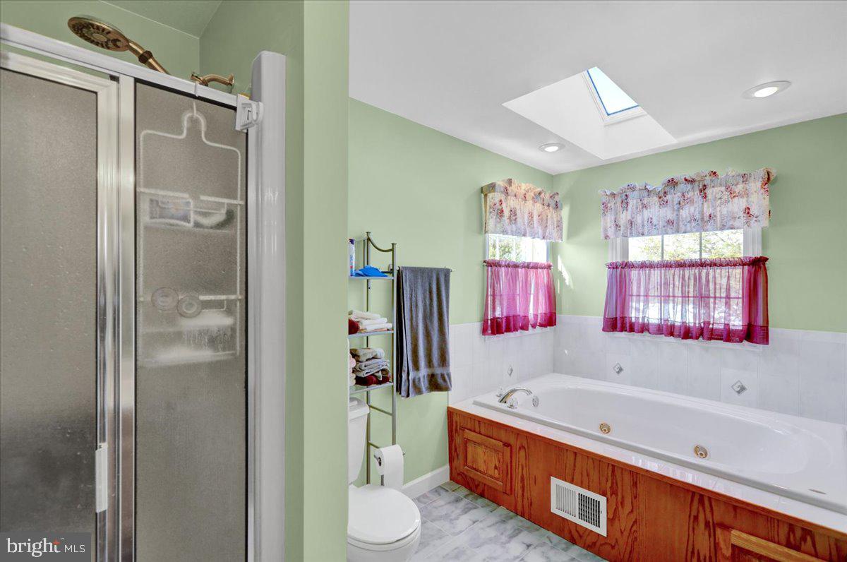 VILLAGES AT RIVERS - Residential