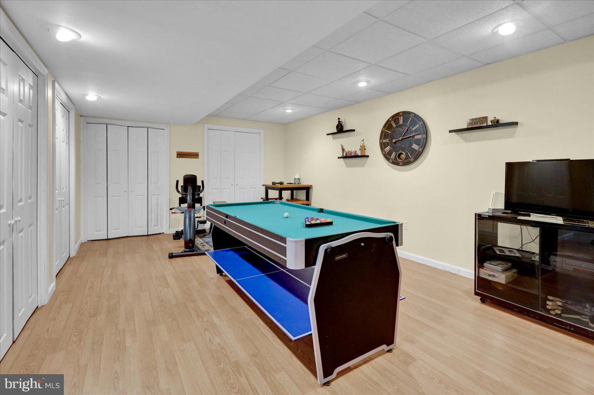 VILLAGES AT RIVERS - Residential