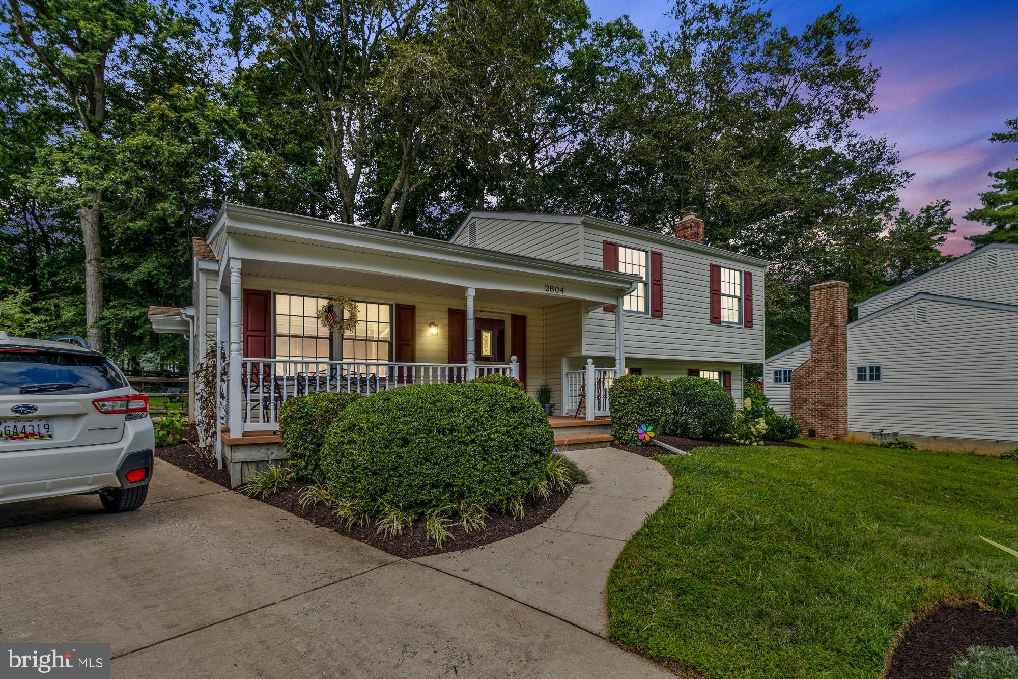2804 WHITE ROSE COURT