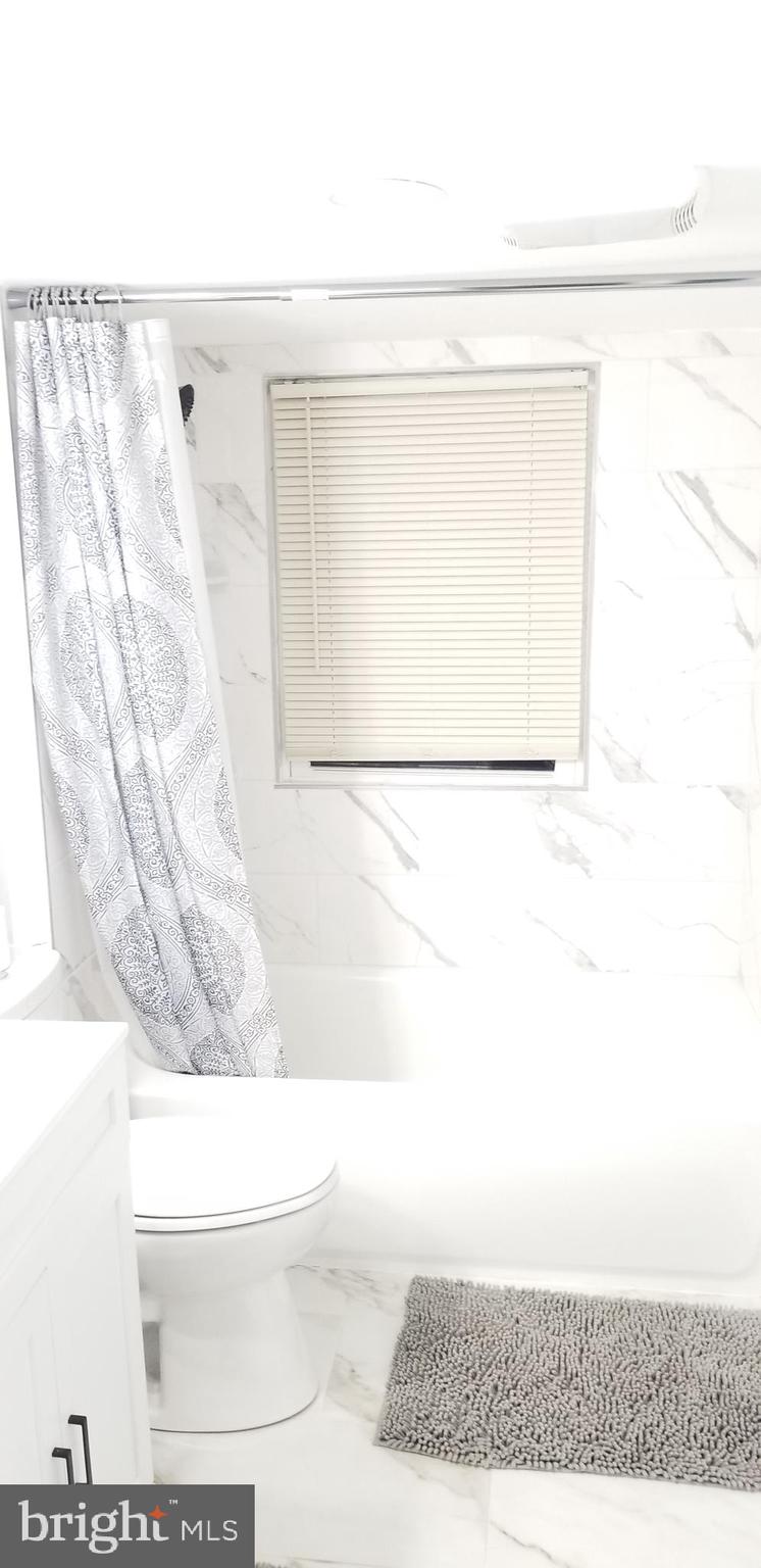 GREENWOOD FOREST - Residential Lease