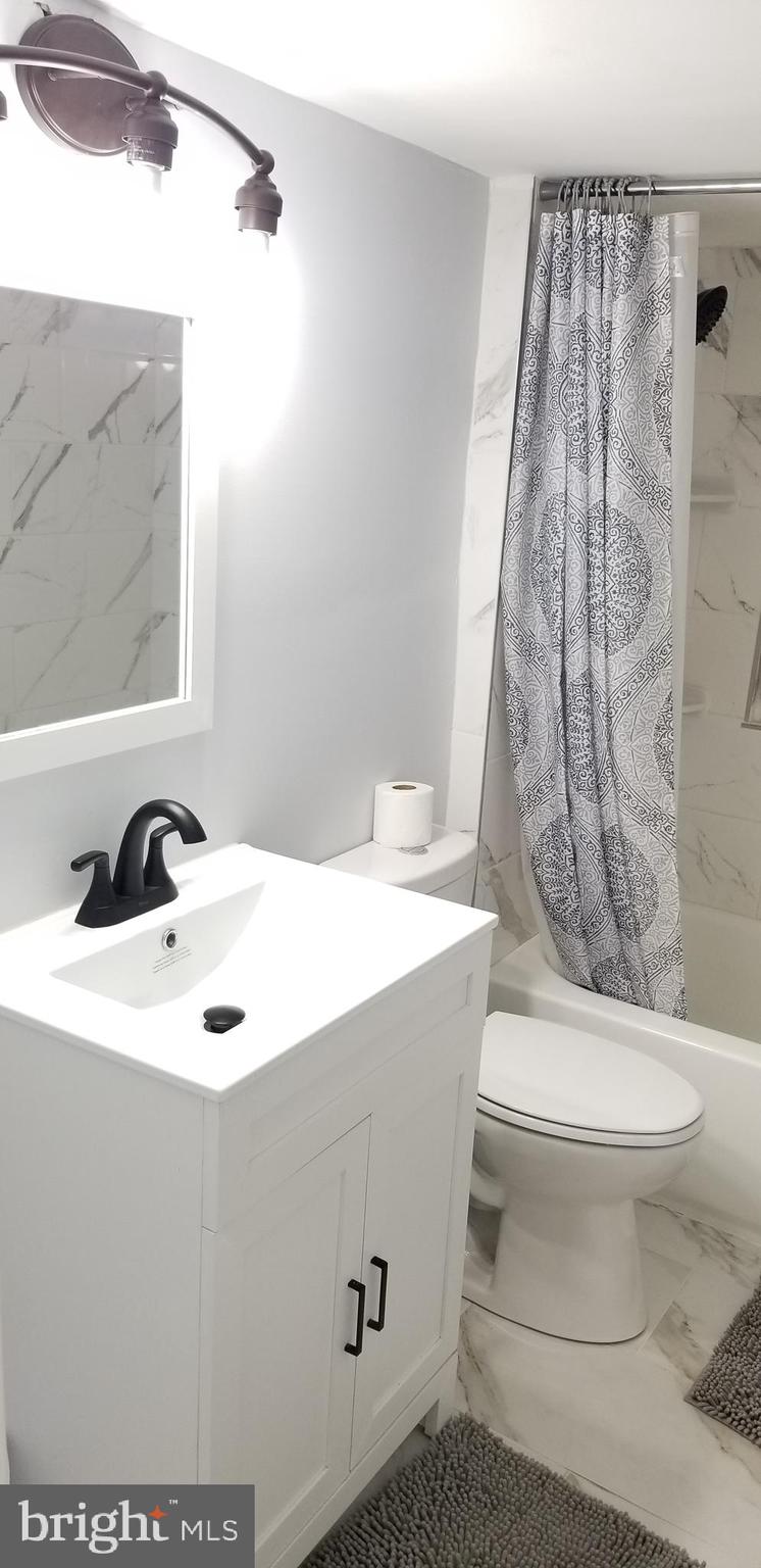 GREENWOOD FOREST - Residential Lease