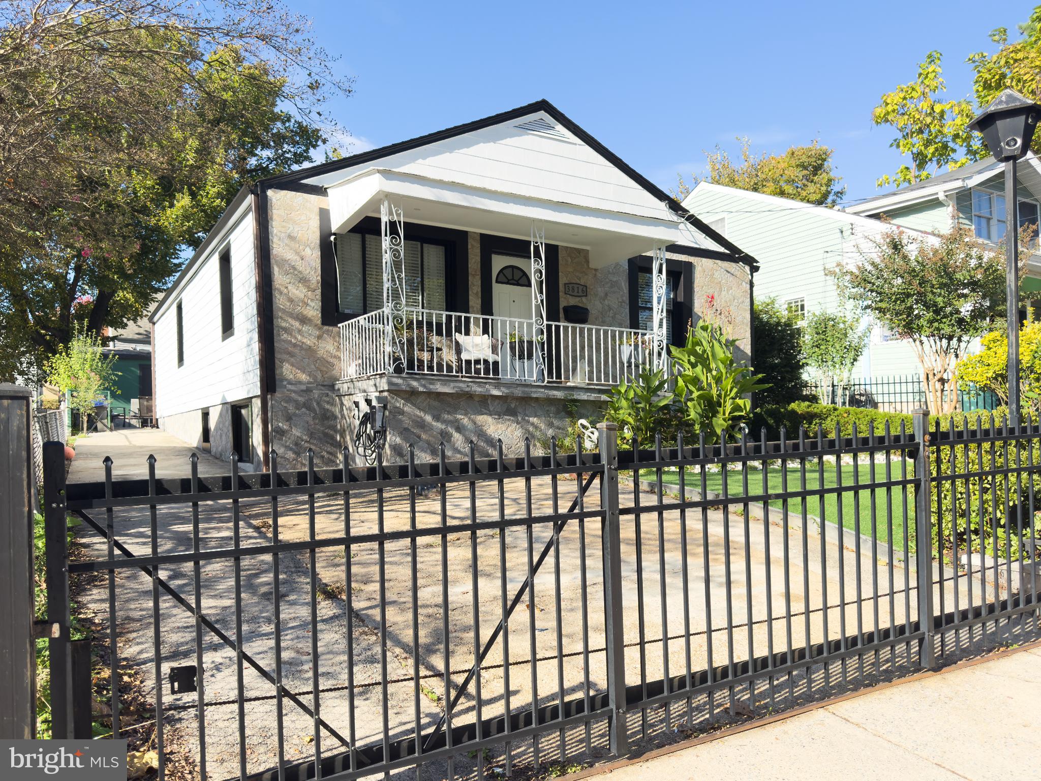 3816 NEWTON STREET