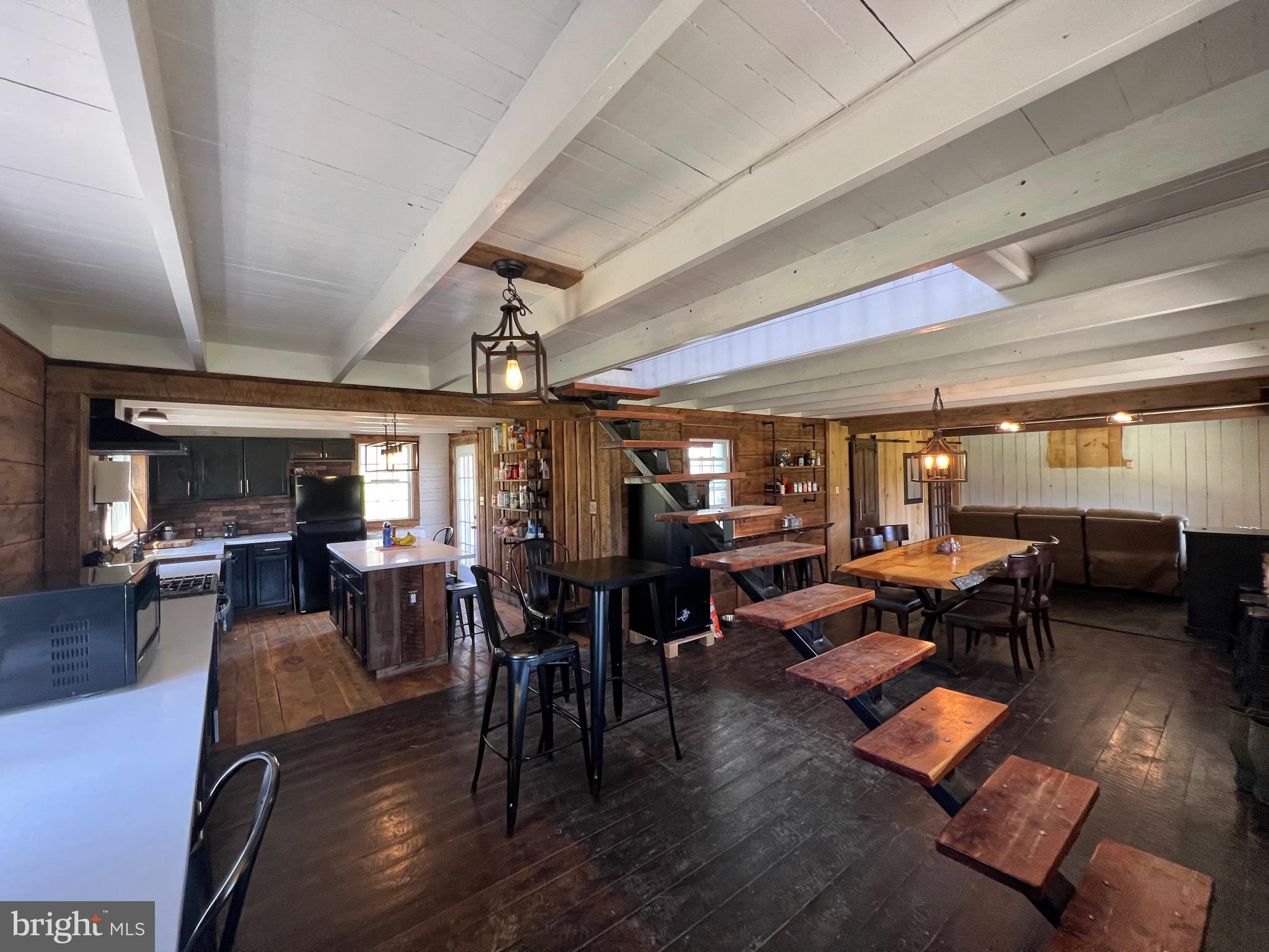 NONE UNRESTRICTED - Farm