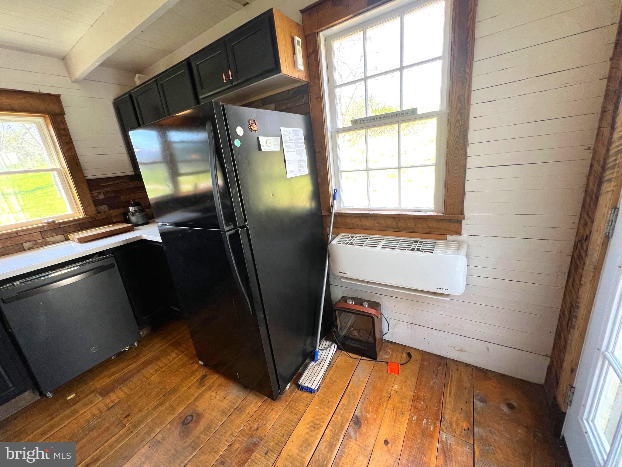 NONE UNRESTRICTED - Farm