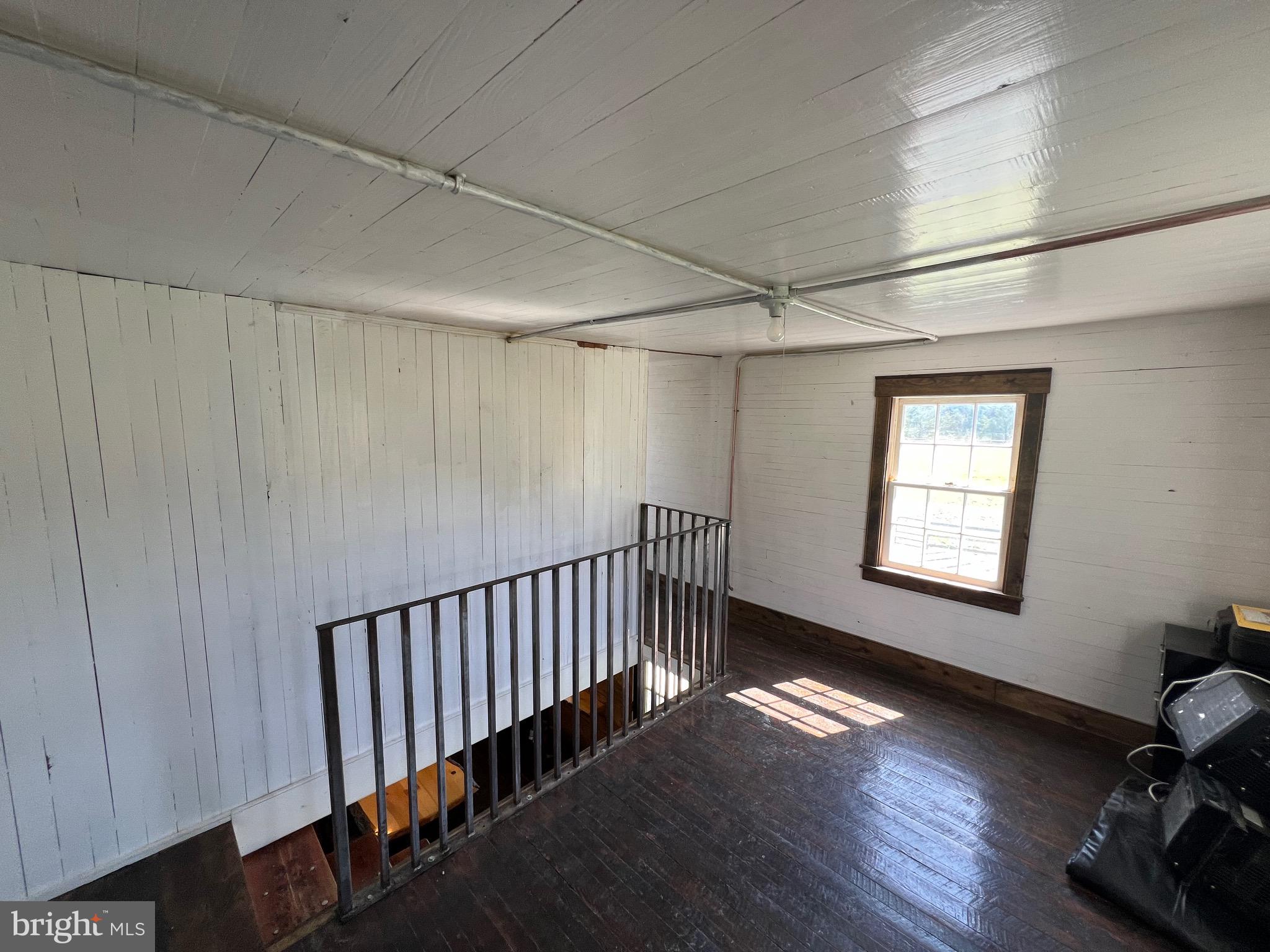 NONE UNRESTRICTED - Farm